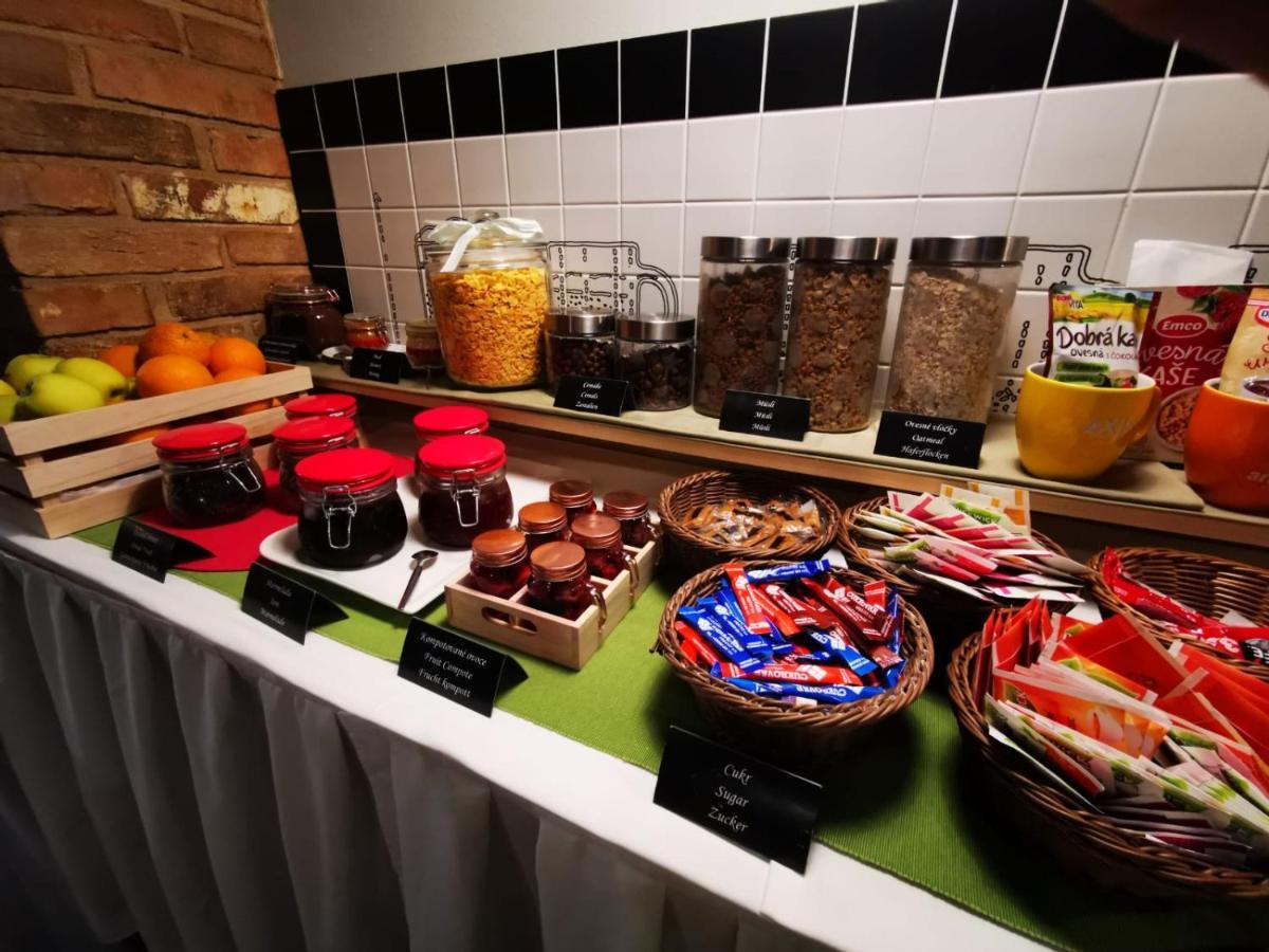 Hotel U Cisare Iii. Mělník 외부 사진