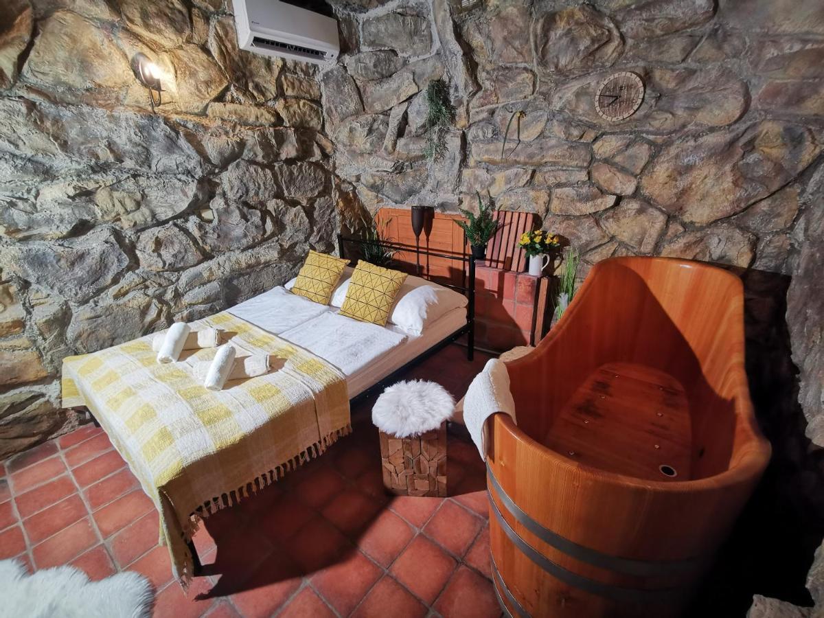 Hotel U Cisare Iii. Mělník 외부 사진
