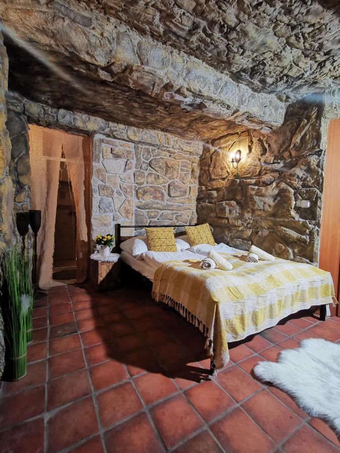 Hotel U Cisare Iii. Mělník 외부 사진